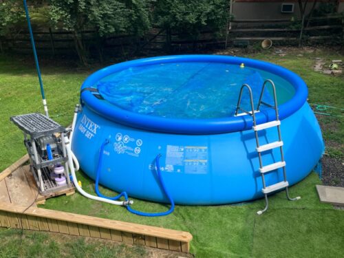 Intex 28167EH Easy Set Inflatable Pool Set – 15ft (4.57m) x 48in (122cm) Round Above Ground Pool with 1,000 GPH Pump, Ladder, Cover & Ground Cloth – 3,736 Gallon (14,141L) Capacity – 3-Ply PVC photo review